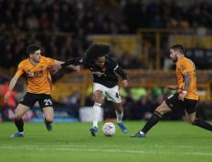 爱游戏体育-南城战狼队对阵燕山朱雀队，羽毛球邀请赛惊险晋级，内线统治篮板——二次进攻频频奏效的简单介绍