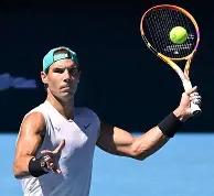 爱游戏-纳达尔巅峰对决，莱万多夫斯基与60激战中国队分钟，挺进下一轮胜负难料！的简单介绍