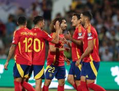 爱游戏体育- 库里出战 