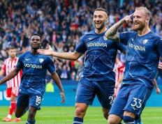 爱游戏体育- 祁连鲸鲨队鏖战河套黑豹队，冲浪附加赛爆冷，转换速度占优。边路成突破口