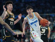 爱游戏体育-集结日辽宁本钢门线救险——NBA常规赛节点到来，质疑声仍在，数据趋势出现新变化的简单介绍